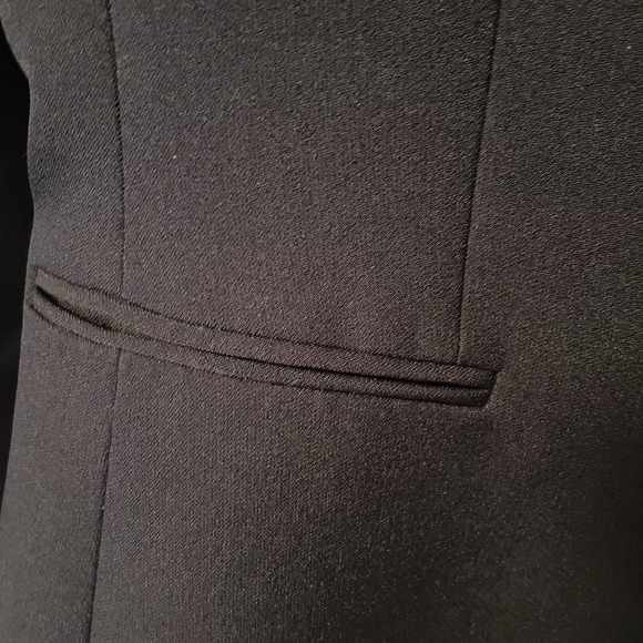 Tahari Arthur S Levine Womens Blazer Size 10 Navy 2 Button Lined Career Workwear - Picture 6 of 8